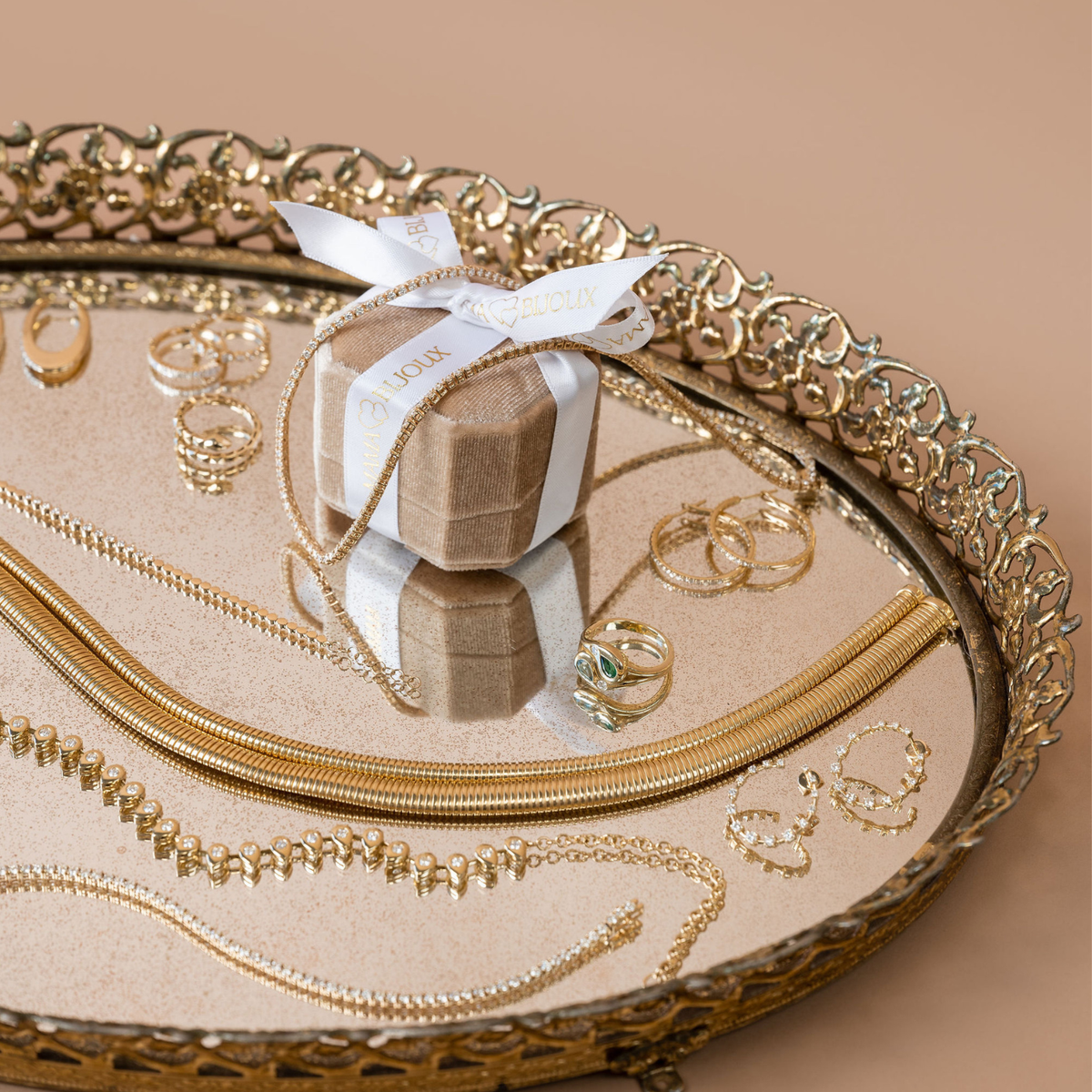 Push Present Jewelry: A Complete Guide for New Moms