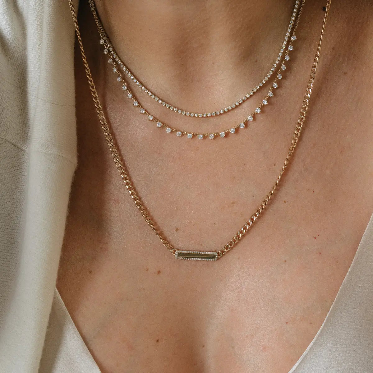 Mama Bijoux Fine Jewelry 14k yellow gold Natural Diamonds 14k Gold Curb Chain Engravable Bar Necklace