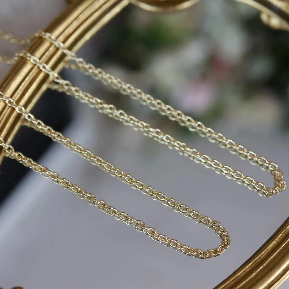 Medium Oval Link Chain Necklace-Necklaces-Mama Bijoux