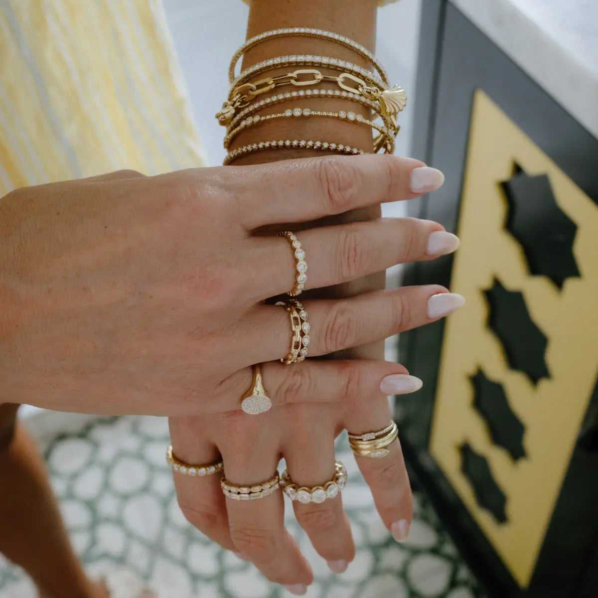 Bezel & Prong Set Baguette Diamond Ring Mama Bijoux Fine Jewelry 14k yellow gold natural diamonds