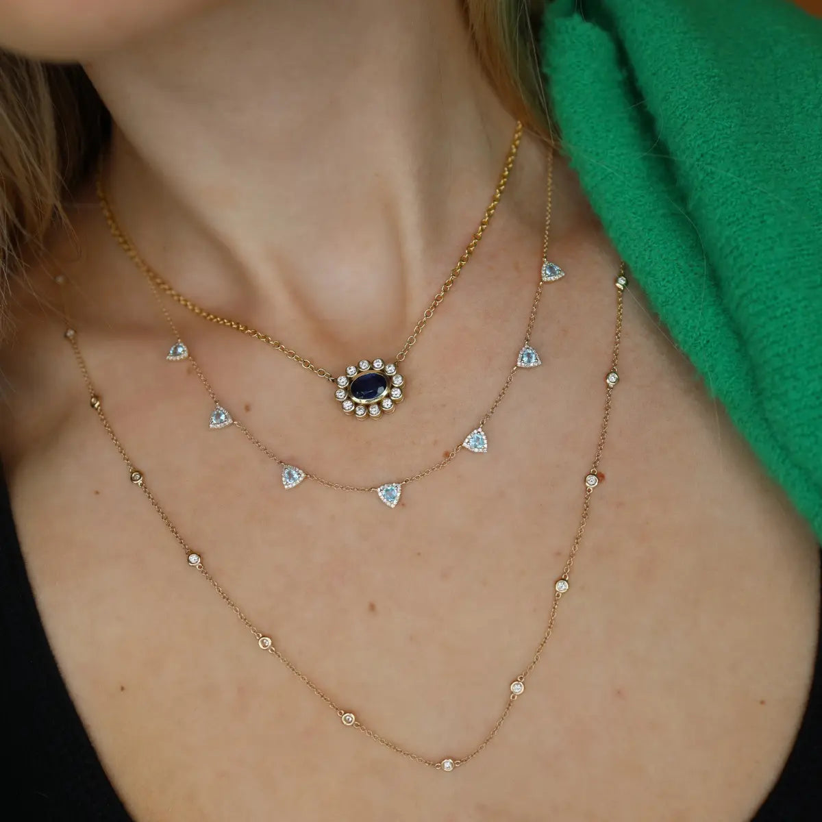 Mama Bijoux Fine Jewelry 14k yellow gold natural diamonds and sapphire