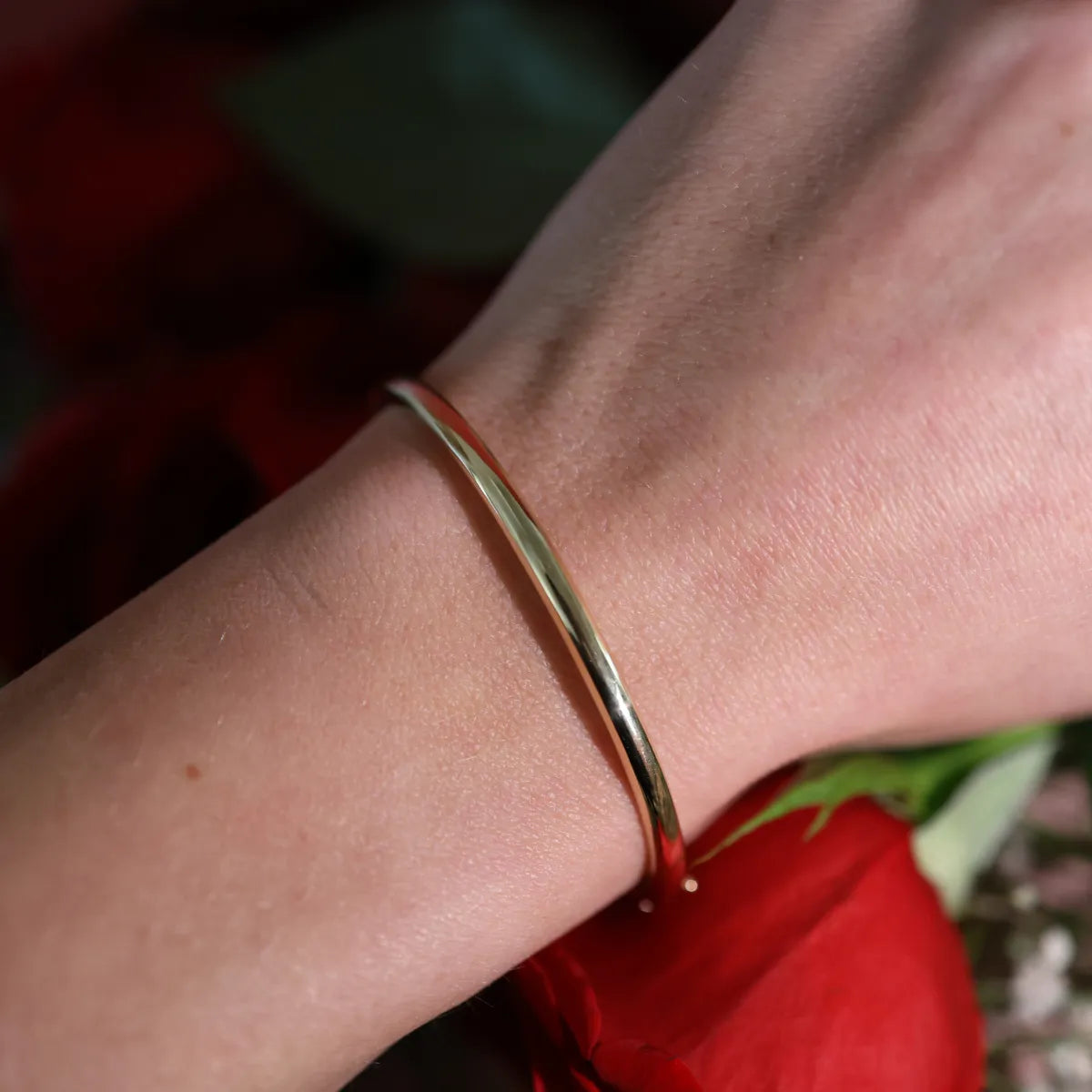 Everyday Solid Gold Hinged Bangle-Bracelets-Mama Bijoux