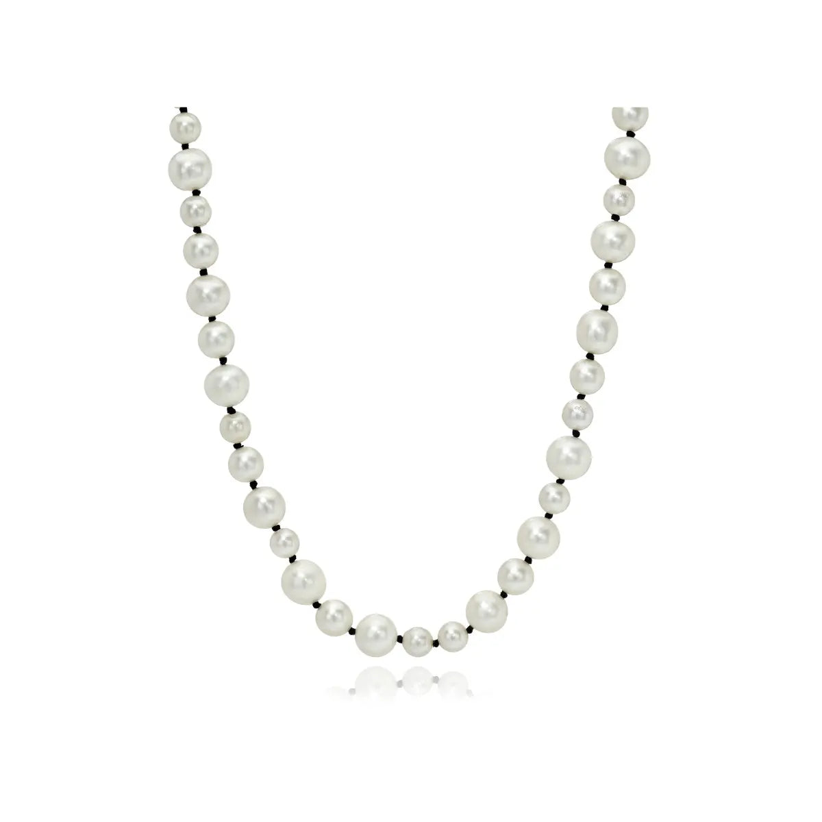 Knotted Natural Pearl Necklace Mama Bijoux Fine Jewelry 14k yellow gold natural freshwater pearls