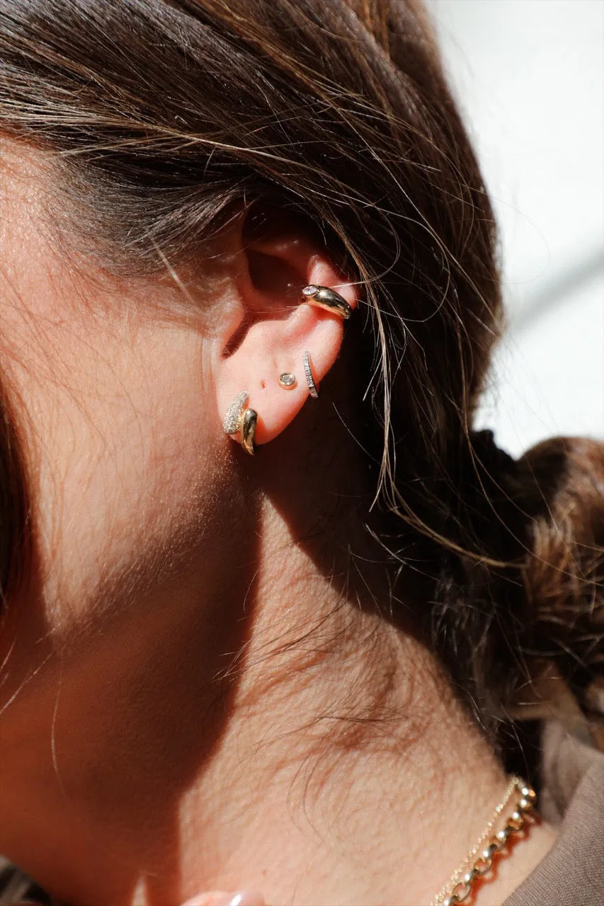 Mini Bezeled Round Diamond Studs — Earrings — Mama Bijoux fine jewelry