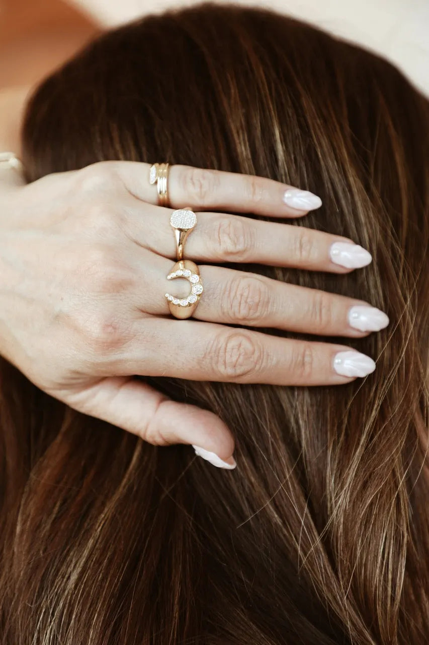 Oval Pavé Diamond Signet Ring — Rings — Mama Bijoux fine jewelry