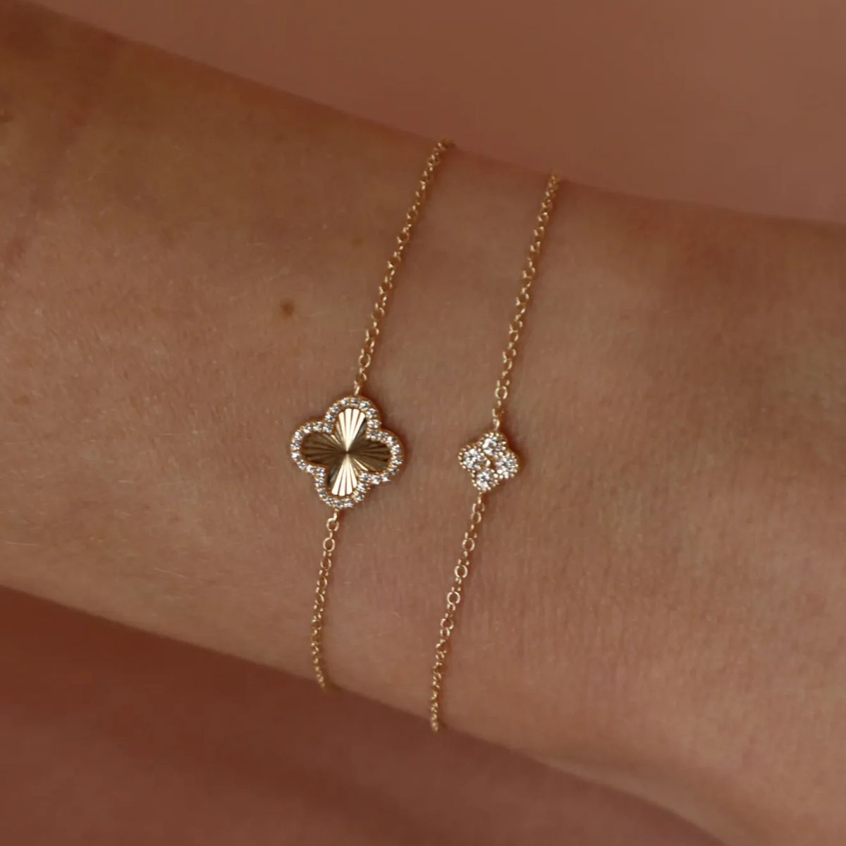 Four-Leaf Clover Bracelet: Meaning, Style & Fine Gold Guide