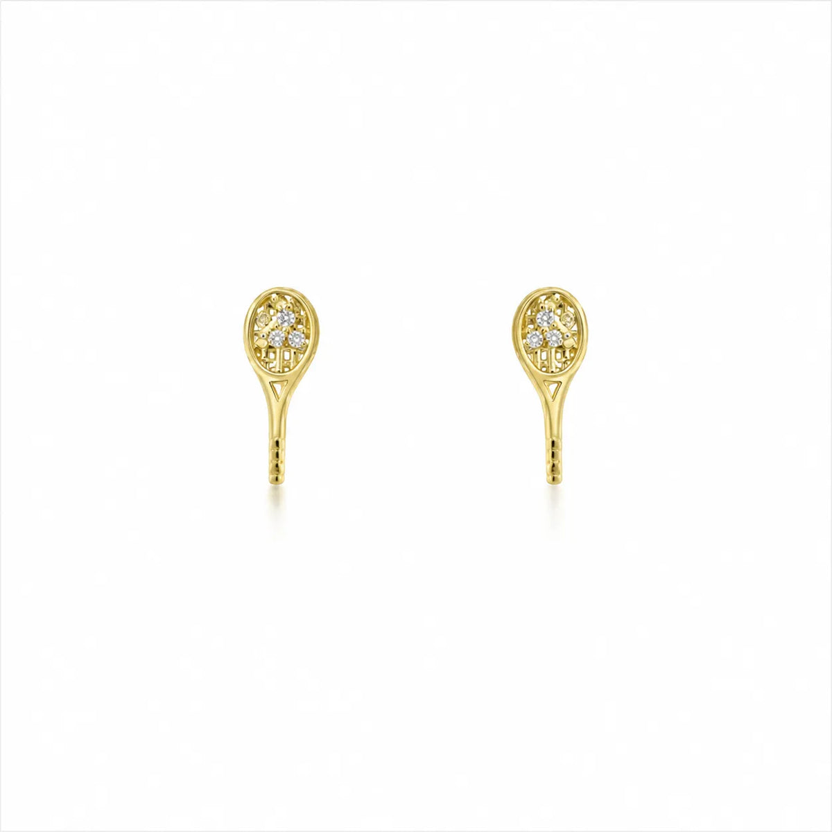 Close up of 14k yellow gold diamond stud earrings showing round brilliant cut diamond detail, Mama Bijoux Costa Mesa Orange County jewelry
