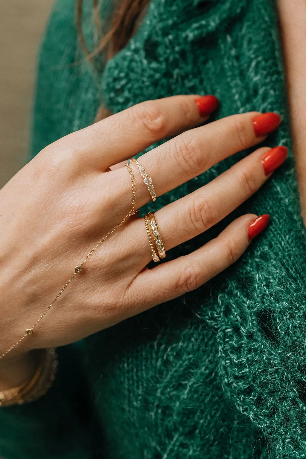 La Princesse Graduated Shared Prong Diamond Ring-Rings-Mama Bijoux-[14kgold]-[diamonds]-[heirloom_quality]-MamaBijoux