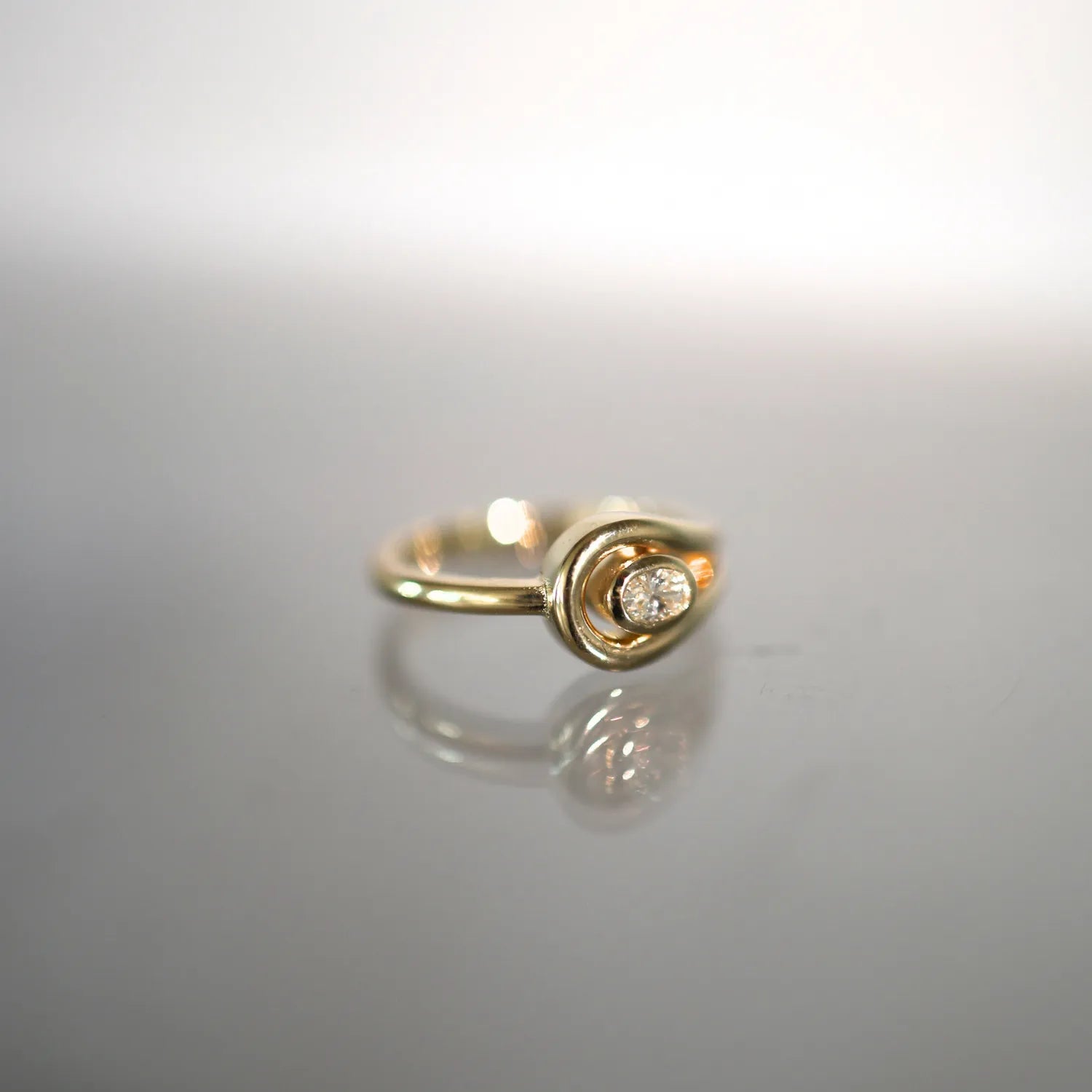Lasso Oval Diamond Ring-Rings-Mama Bijoux
