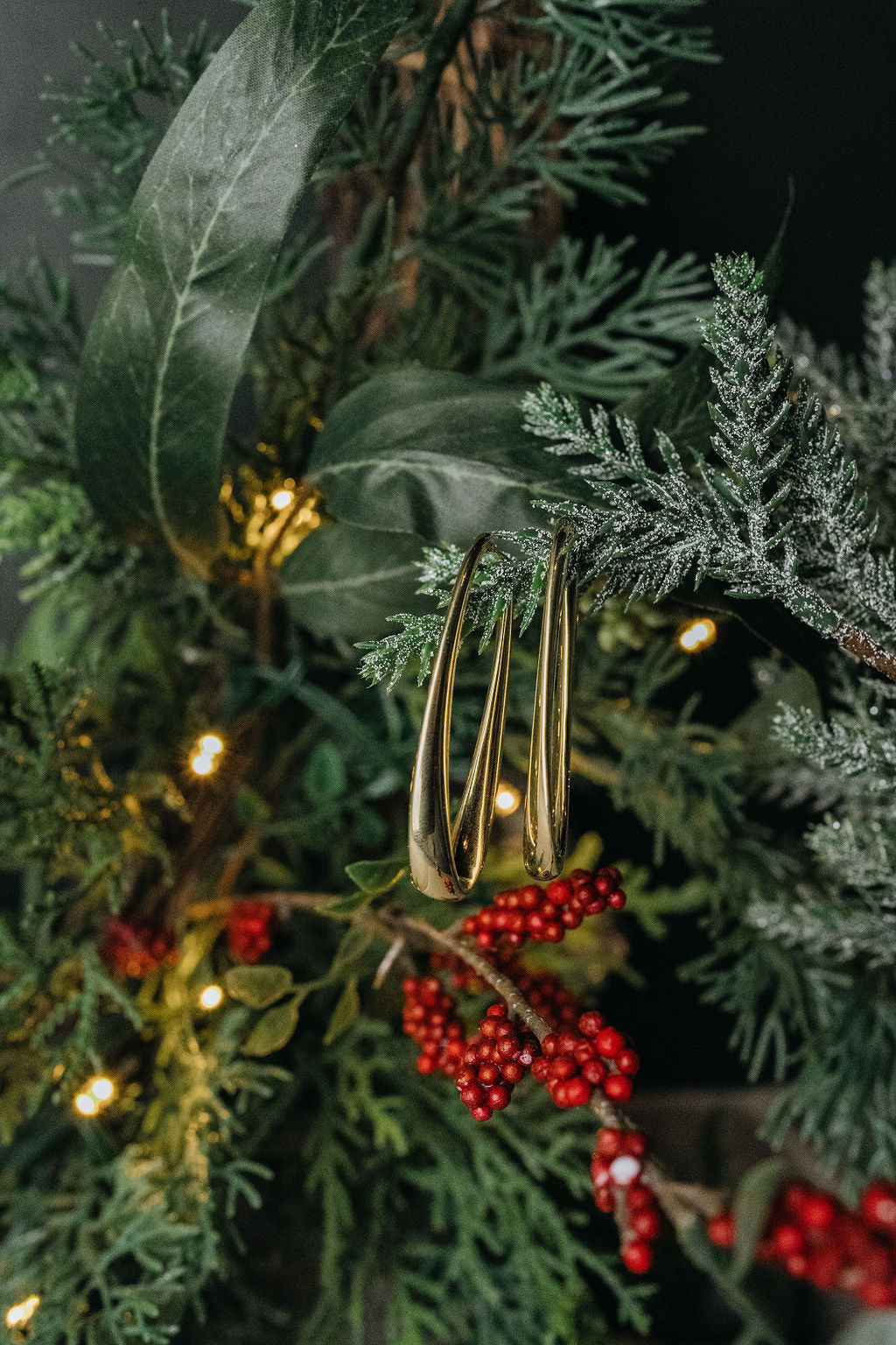 Long Gold Ribbon Hoops-Earrings-Mama Bijoux-[14kgold]-[diamonds]-[heirloom_quality]-MamaBijoux