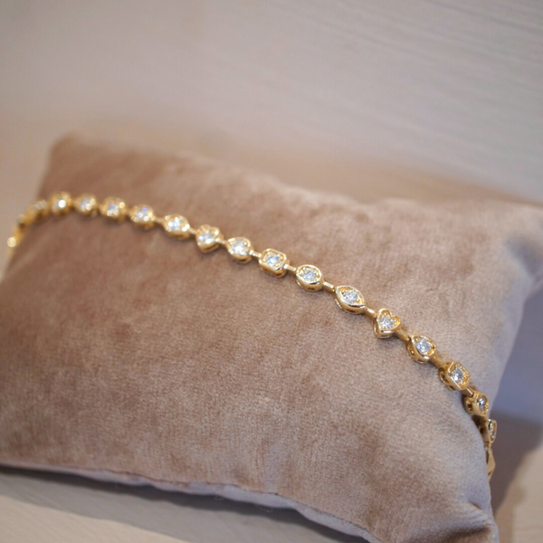 Multi Shape Diamond Pillow Bracelet