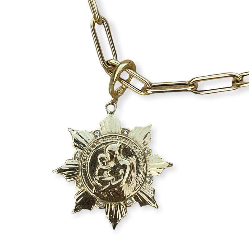Médaille de la Maman Pendant (Chain Sold Separately)