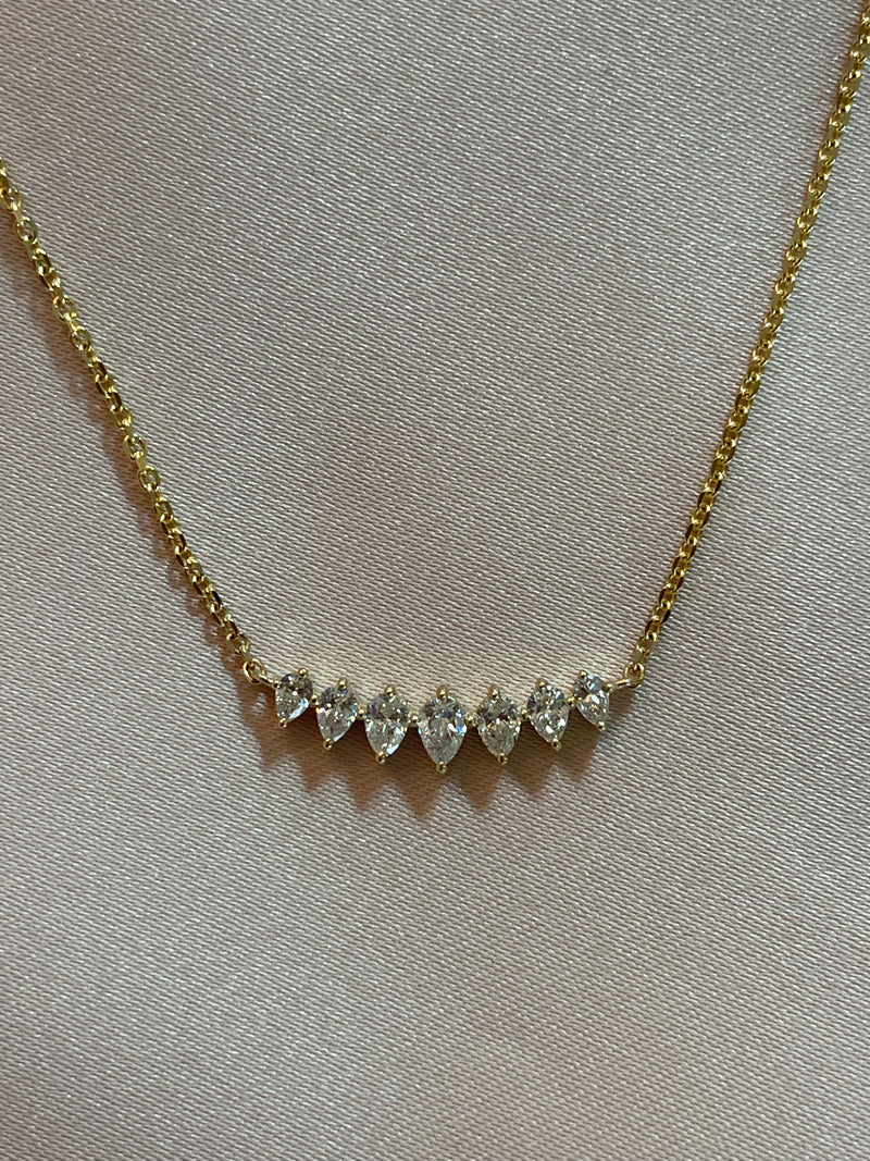 La Princesse Grande - Pear Shaped Diamond Necklace